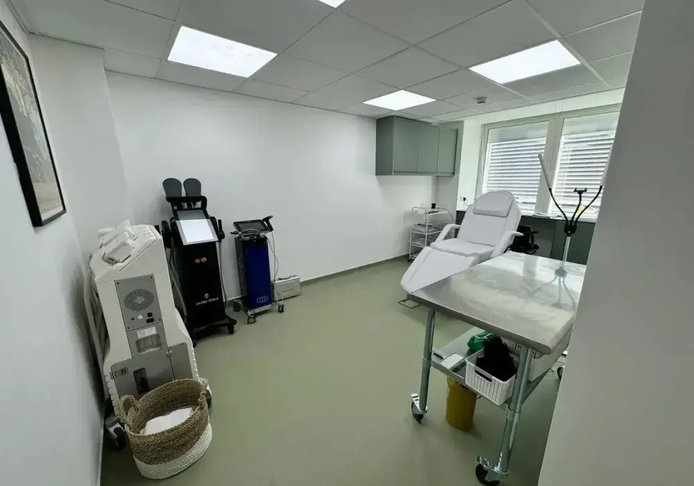 Treatment room at PRP London Clinic Cavendish Square